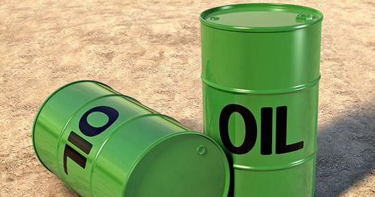 美国页岩油产量增加，原油期货供应端压力增大，价格回落